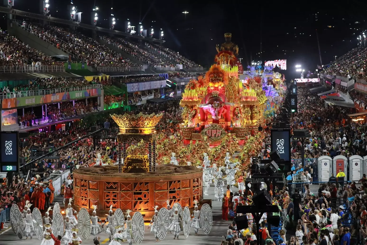 OUÇA 7 DOS 12 SAMBAS DO GRUPO ESPECIAL DEFINIDOS PARA O CARNAVAL 2026